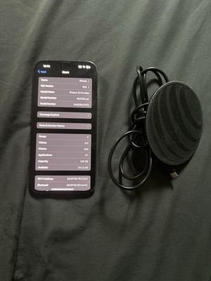 Cracked iPhone 13 Pro Max (128GB) with Qi Wireless Charging Pad