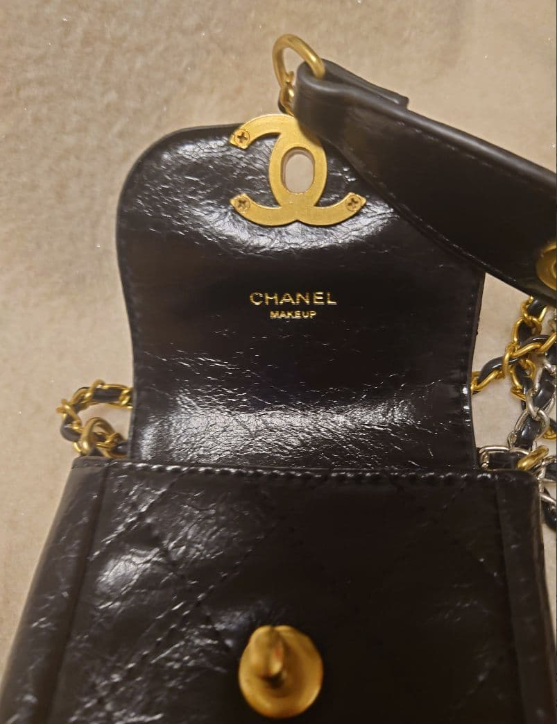 CHANEL BEAUTY Novelty Smartphone Pouch Shoulder Coin Case Mini Bag