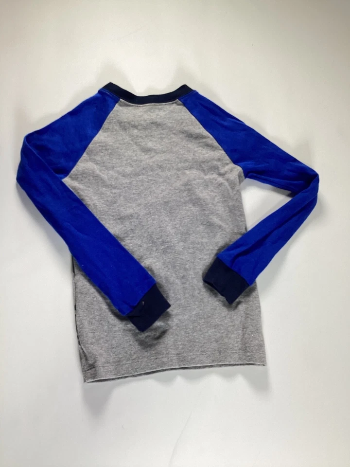 男式会员 Mark 男孩恐龙摇摆梦想图形灰色睡衣衬衫 5T 二手状况完好 — 第 4/4 张图片