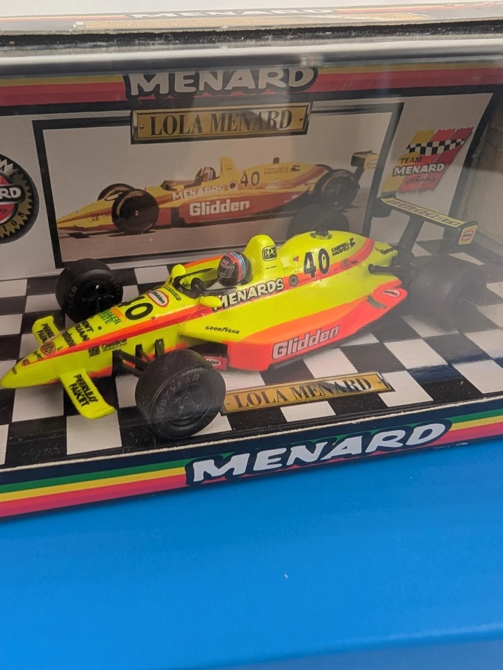 Coche Lola Menard Arie Luyendyk 1995 Indy 500 modelo fundido a presión escala 1/43 #40 Foto 3 de 4