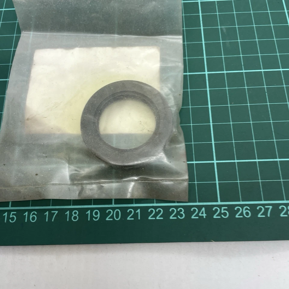 91201-890-003 Honda Genuine Crank Case Oil Seal 30 46 8 Generator E EG EM NOS - Image 3 of 4