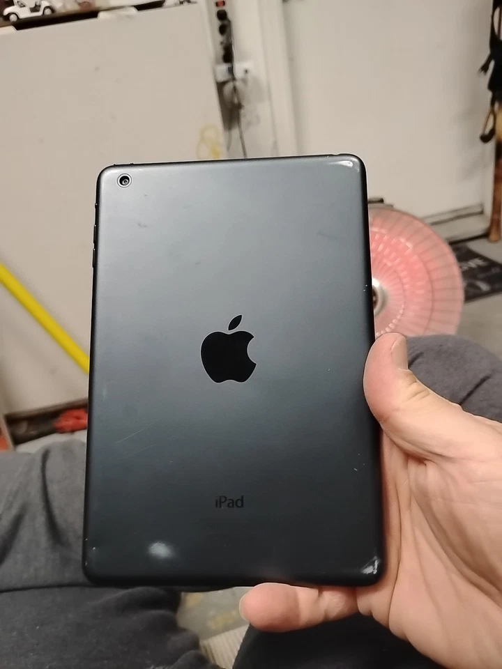 Apple iPad mini 1 32GB,WiFi,7.9英寸 - A5 芯片型号 MD529L/A 版本 9.3.5 — 第 3/4 张图片