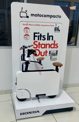 NEW HONDA MOTOCOMPACTO SCOOTER *IN STOCK READY TO SHIP* - Image 1 of 3