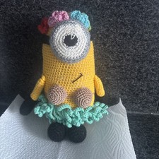 Amigurumi Minion gehäkelt Geschenk Handarbeit Handmade Kuscheltier DIY