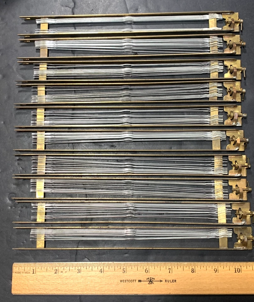 Vintage Structo Artcraft 4 Table Top Weaving Loom METAL & BRASS REEDS Qty 10 - Image 2 of 4