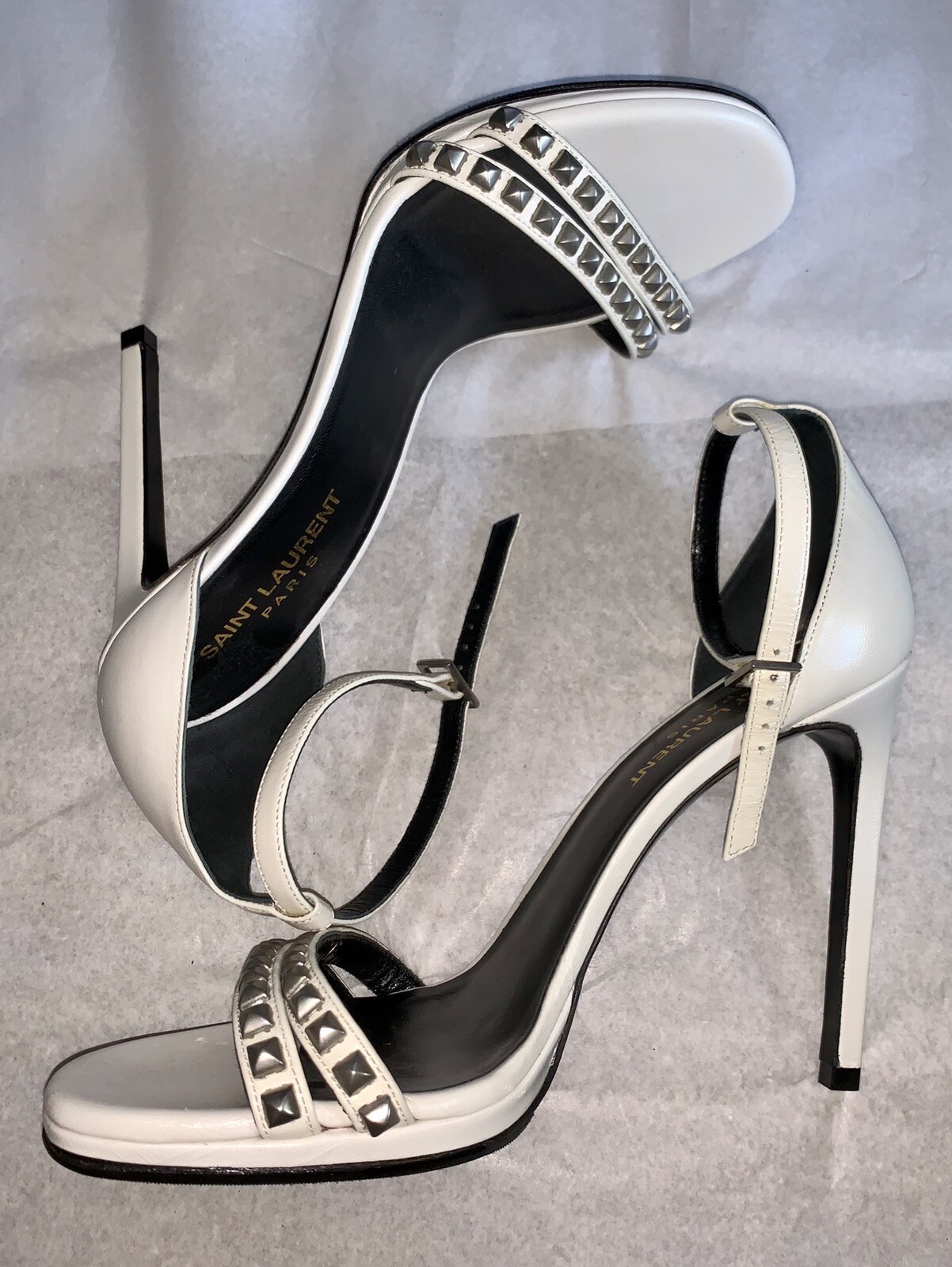 Yves Saint Laurent Studded Leather Sandal Sz 37.5