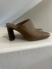 VINCE Hera Leather Mule in Brown Block Heels Mules Sandals Size 9.5