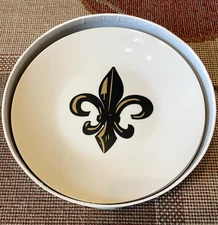 Coushatta Casino Resort Porcelain Fleur De Les Plates (Set of 4)