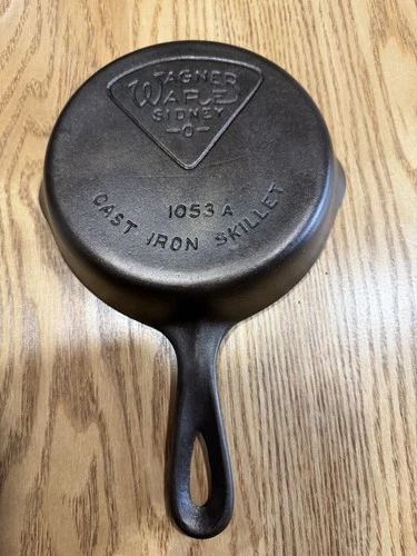 Rare Wagner Pie Logo #3 Cast Iron Skillet 1053 A, 1915-1934, Reconditioned NICE