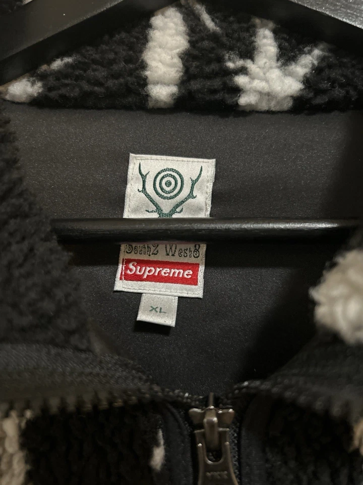 Chaqueta polar negra Supreme x South2 West8 para hombre talla XL Foto 2 de 4