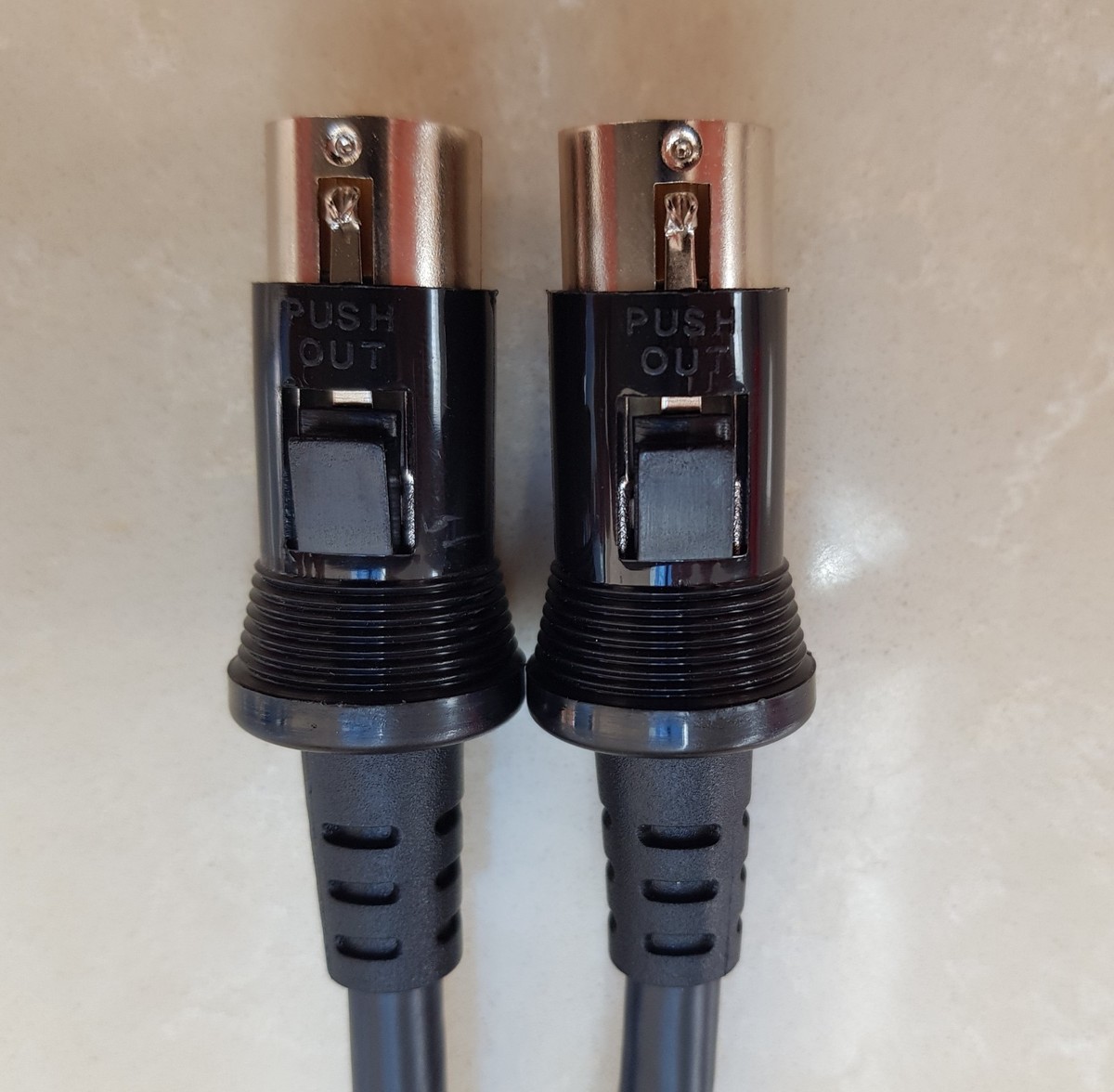 ROLAND GR-55 BK S GK CABLE 13 PIN DIN MIDI 15FT 5M METER