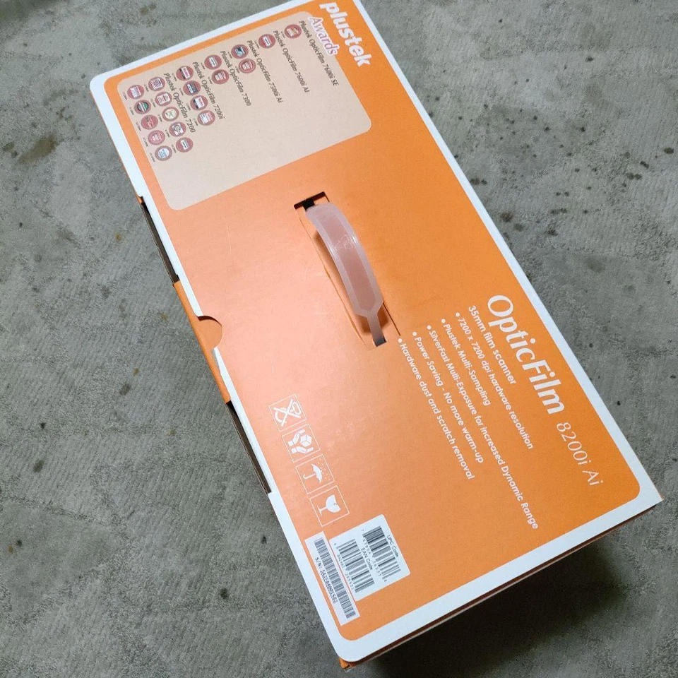 Plustek OpticFilm 8200i AI Film Scanner 7200dpi Color Black Not Opened Beautiful - Image 3 of 4