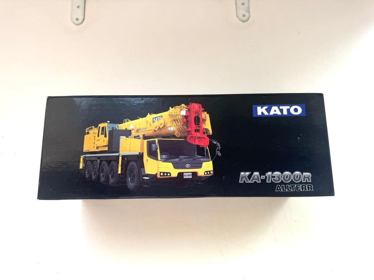 KATO truck models,KA-1300R ALLTERR Mobile Crane Limited Edition 5