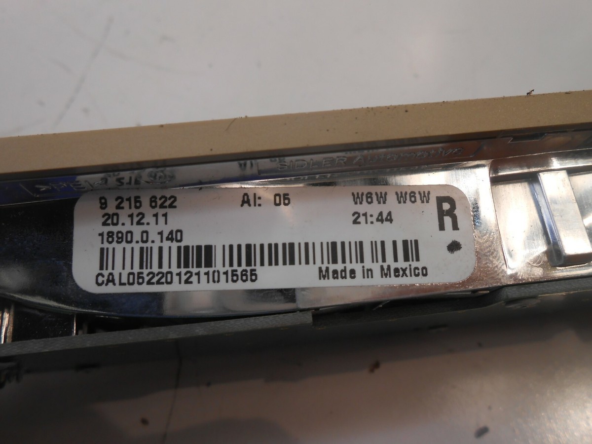 BMW X3,X4,F25,F26 REAR RIGHT SIDE INTERIOR DOME LIGHT BEIGE 