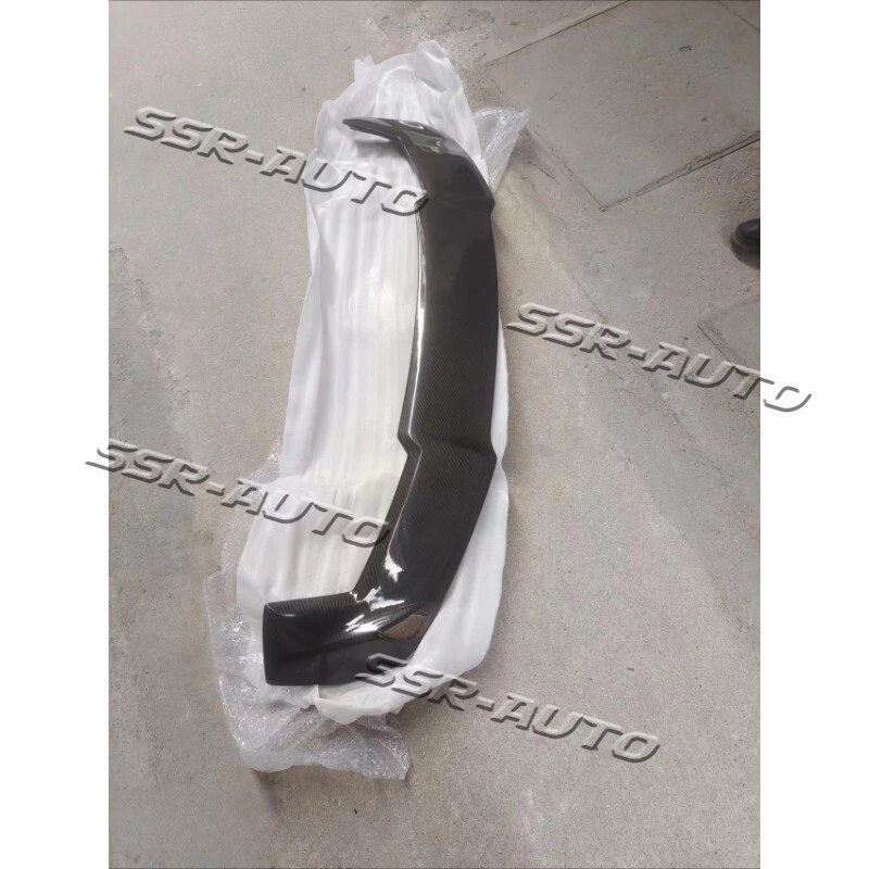 Alerón de techo trasero de carbono real para Infiniti FX35 FX37 QX70 2010-2017 Foto 3 de 4