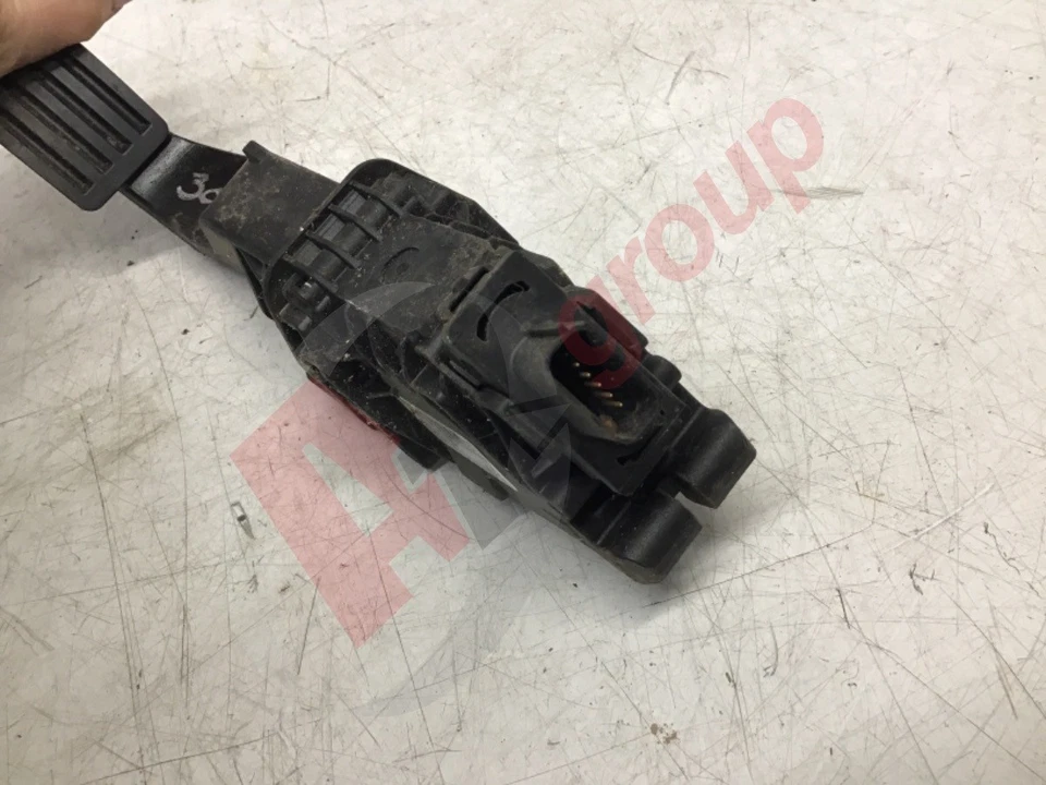 Polestar 2 EV Throttle Pedal Accelerator 2021 32264189 - Image 3 of 4