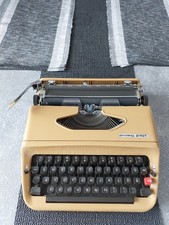 Macchina da scrivere vintage Privileg 270T – Anni '70/'80, oggetto da collezione
