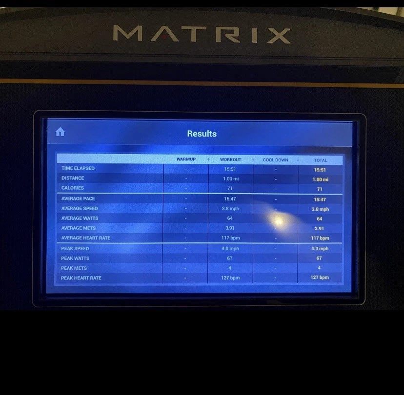 Consola Matrix XER (usada) para cinta de correr Matrix - ¡Excelente estado! Foto 4 de 4