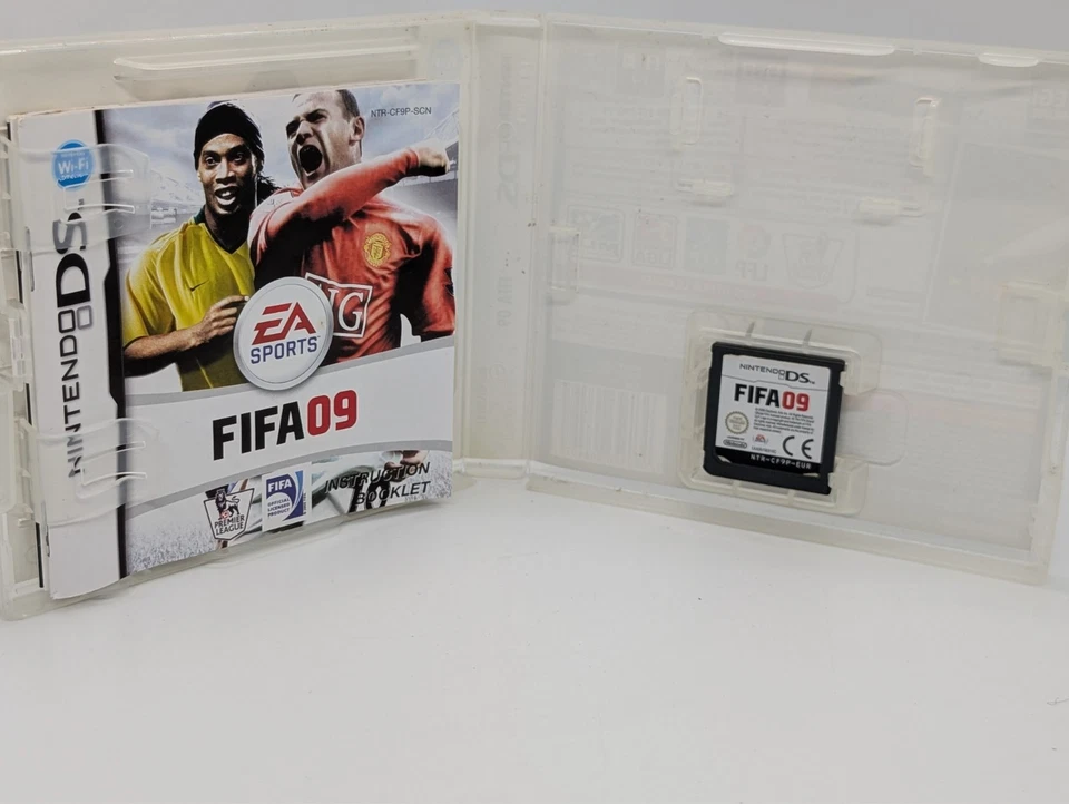 FIFA 09 (DS) PEGI 3+ Sport: Football - With Manual - Image 3 of 3