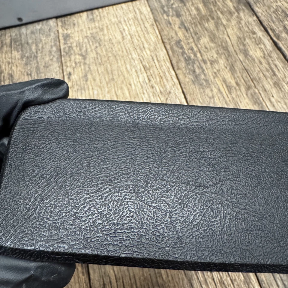 BMW E21 320i 79-83 OEM BLACK Ashtray - Image 3 of 4