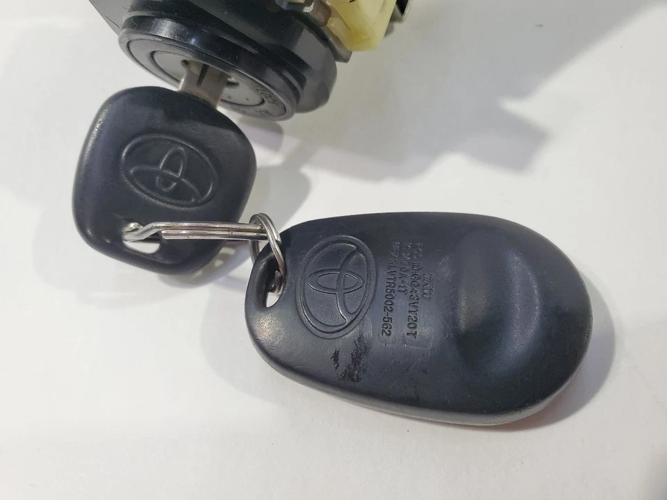 Interruptor de encendido usado se adapta a: Toyota Tacoma 2008 grado A Foto 2 de 4