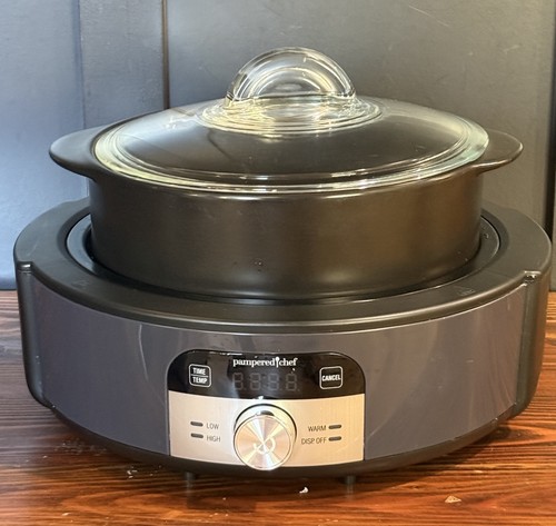Pampered Chef Slow Cooker 3165 Stainless With 2.5 Qt Rock Crok And Glass Lid