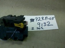 OMRON P2RF-05 RELAY BASE