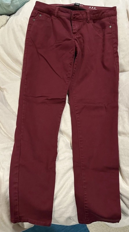 Juniors Celebrity Pink Skinny Jeans - Size 9