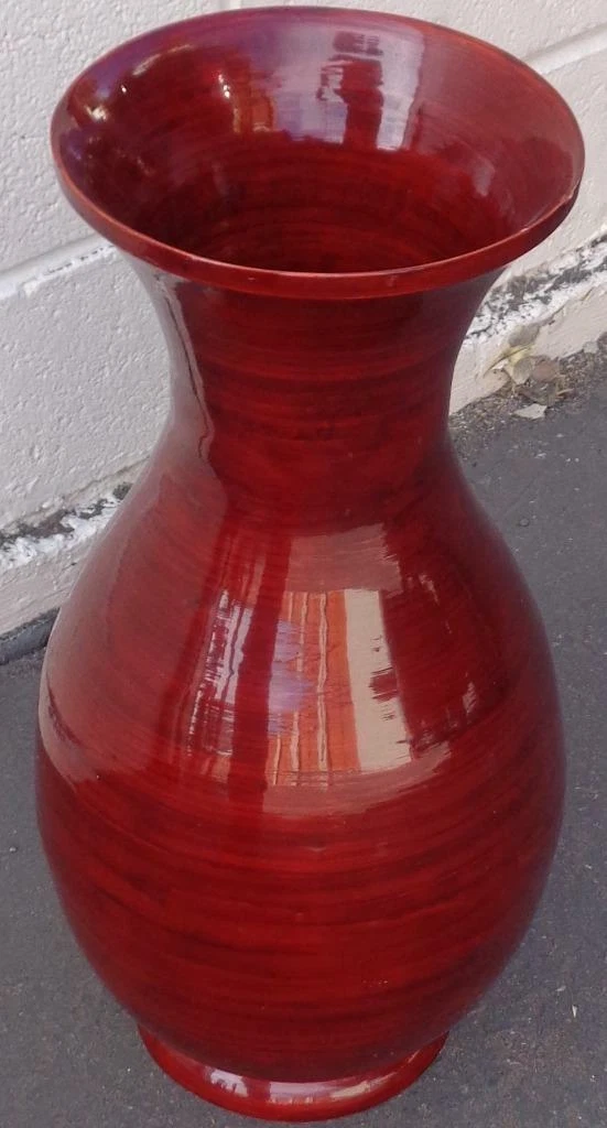 Beautiful Wooden Hand-Crafted Decorative Vase – GREAT COLOR – GLOSSY FINISH