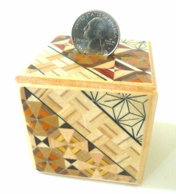 Japanese Yosegi Puzzle Box Wooden Secret Magic Coin Saving Bank