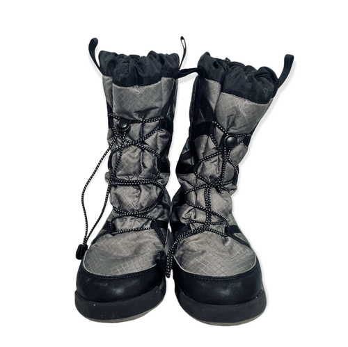 Kids Gray Black Winter Snow Boots Size 