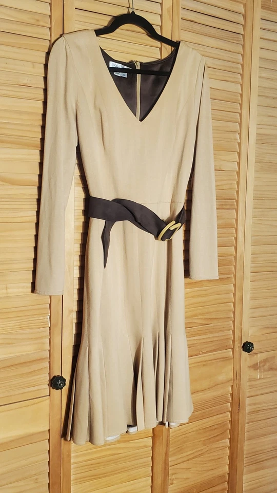Kay Unger Camel/Tan Pleated Silk Lined Dress W/ Faux Suede Belt Dress Size 10 - Image 2 of 4