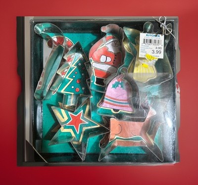 Fox Run Craftsmen Christmas 7 Pack Tin Cookie Cutters Santa Star Angel Bell Deer
