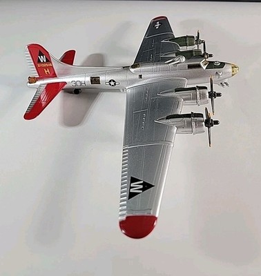 Boeing B-17G Flying Fortress 2102516 H, W Squadron | eBay