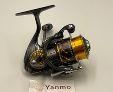 Daiwa 13 Certate 2004CH Spinning Fishing Reel Gear Ratio 5.6:1 Giappone Usato