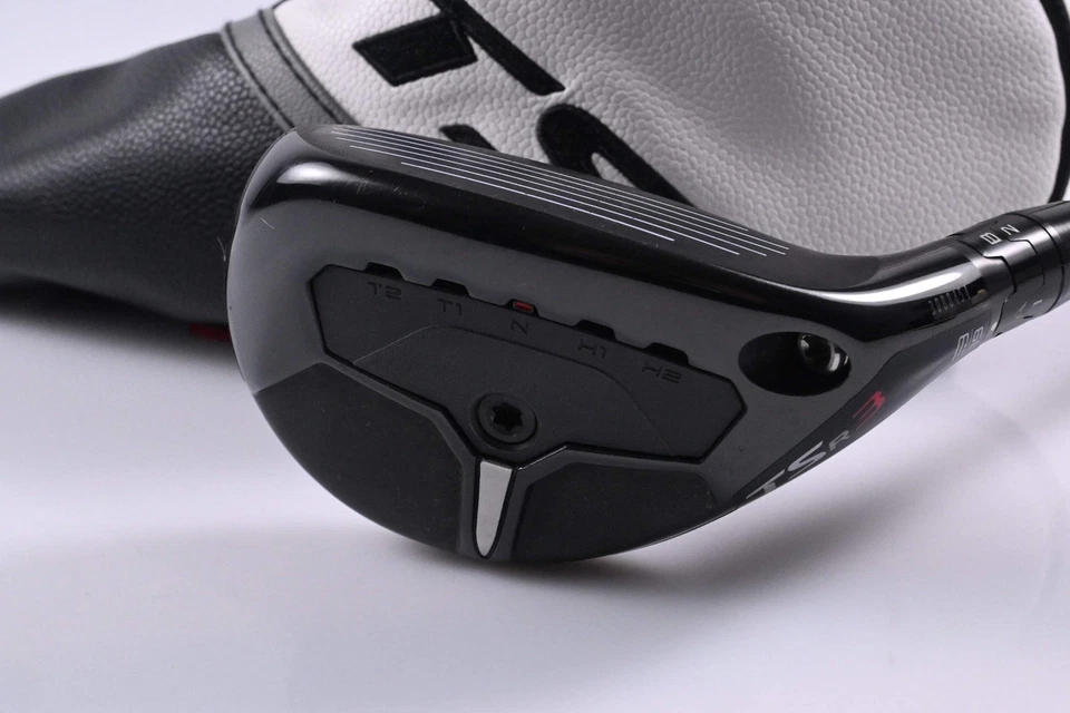 Titleist TSR3 #3 Hybrid / 19 Degree / Stiff Flex HZRDUS Gen4 Black 80 Shaft - Image 2 of 4