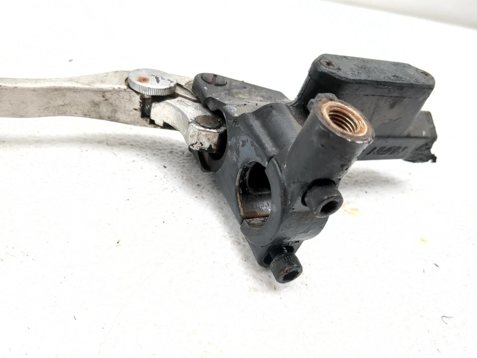 09-20 Yamaha Vmax 1700 VMX17 Front Left Clutch Master Cylinder - Image 2 of 4