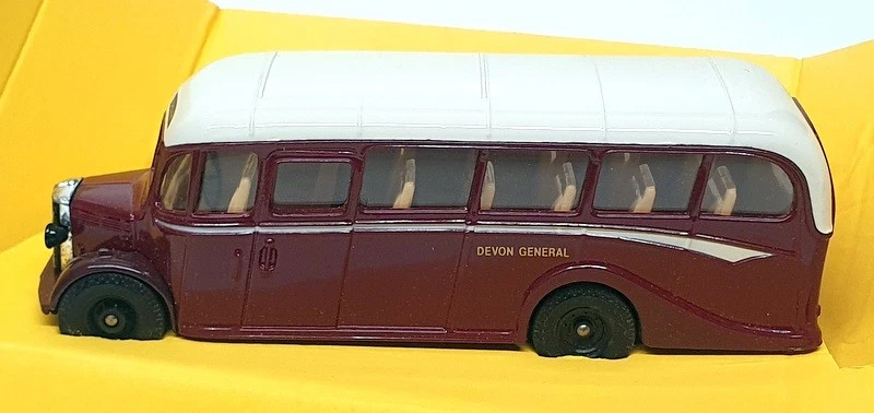 Corgi escala 1/50 C949/18 - Bedford OB Coach Devon General granate/blanco Foto 3 de 4