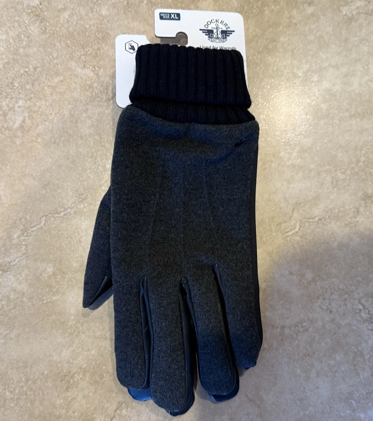 Black Winter Gloves Dockers - New w/ Tags Quick Shipping - Men’s
Opens in a new window or tab