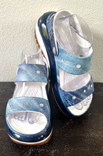 Crocs Mega Crush Denim Platform Sandals Women...