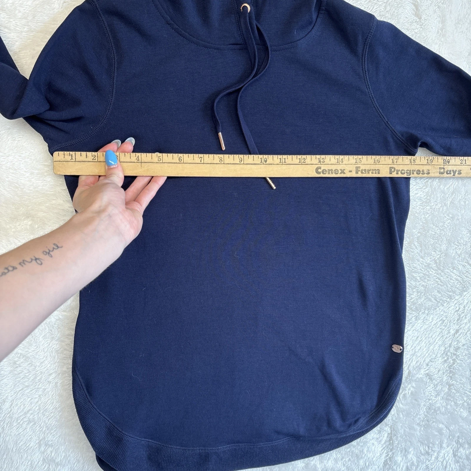 VETEMENTS Felpa donna Calia pullover con cappuccio taglia extra small blu navy con cappuccio