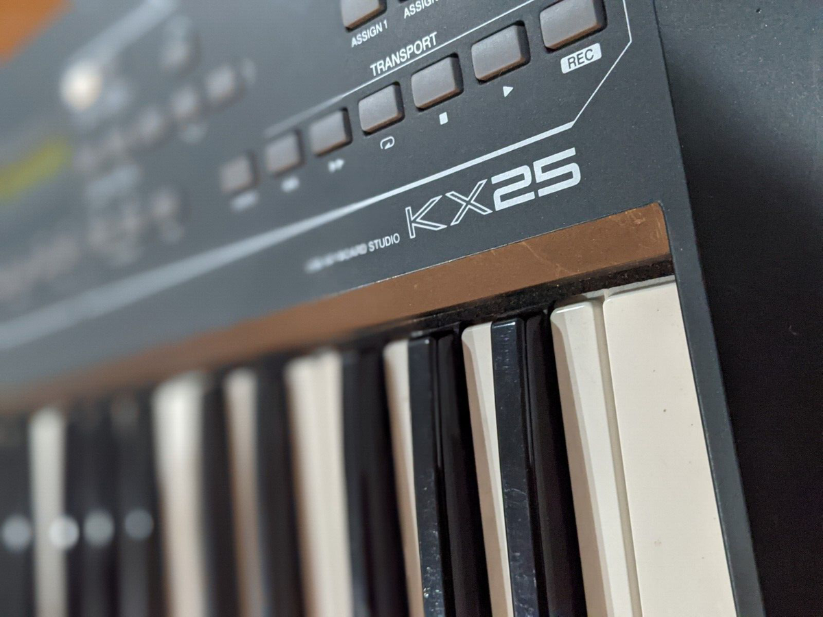 ꙮ YAMAHA KX25 USB MIDI Studio Controller 25-Key Keyboard | eBay