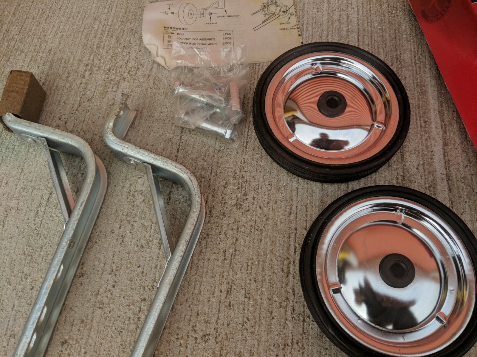 schwinn retractable training wheels