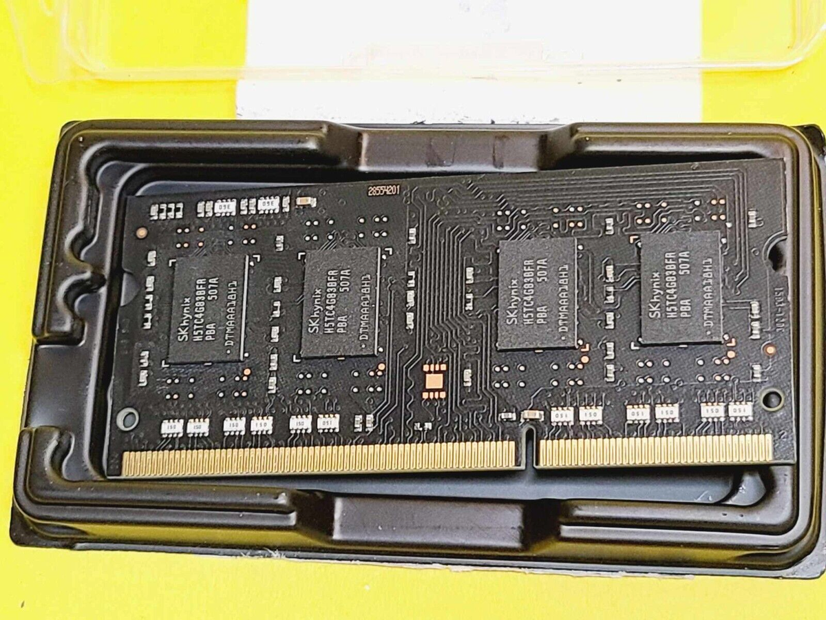 1379☆SK hynix PC3L-12800S-11-13-B4 4GB×2 計8GB 動作品