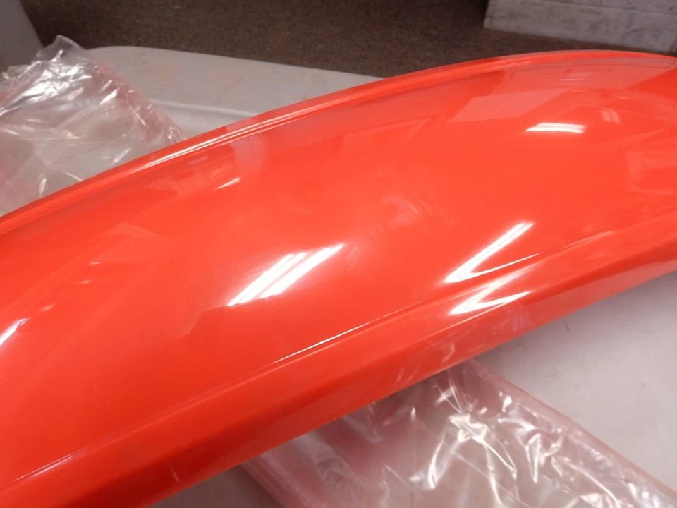 Guardabarros delantero de plástico rojo claro vintage NOS se adapta a: Honda Montesa Yamaha Foto 3 de 4