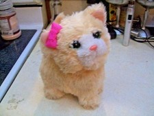 "FURREAL FRIENDS INTERACTIVE CAT" DOES WORK GOOD HEAD MOVES,MEOWS FREE SHIP LOOK