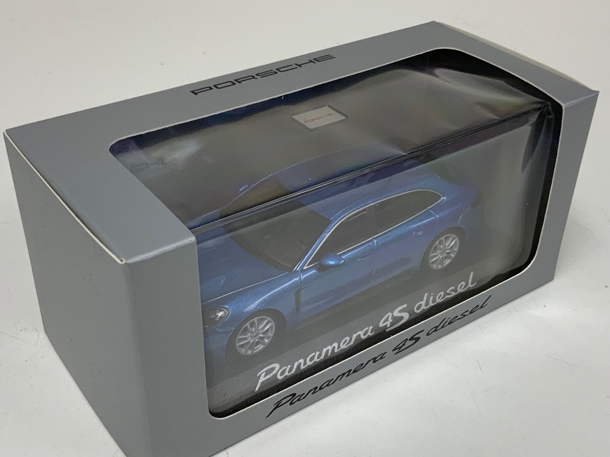 1/43 Minichamps Porsche Panamera 4S Diesel Blue Dealer Edition