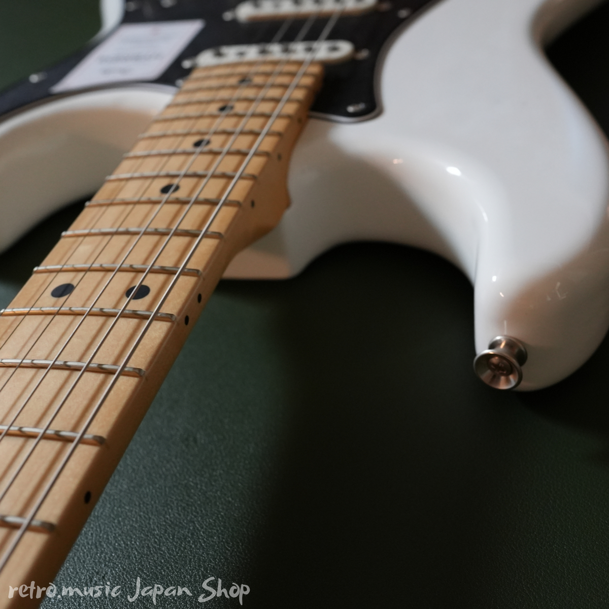 Fender Made in Japan Hybrid II Stratocaster Maple Arctic White