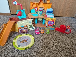 VTech Go! Cory Carson Cory’s Stay & Play Home Learning Toy Folding House Netflix