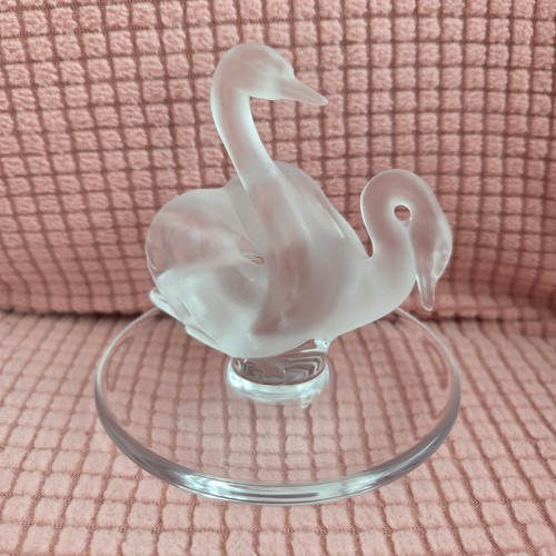 Vintage Lalique France Satin Crystal Double Swan Jewelry  Ring Holder Signed - Picture 3 of 7